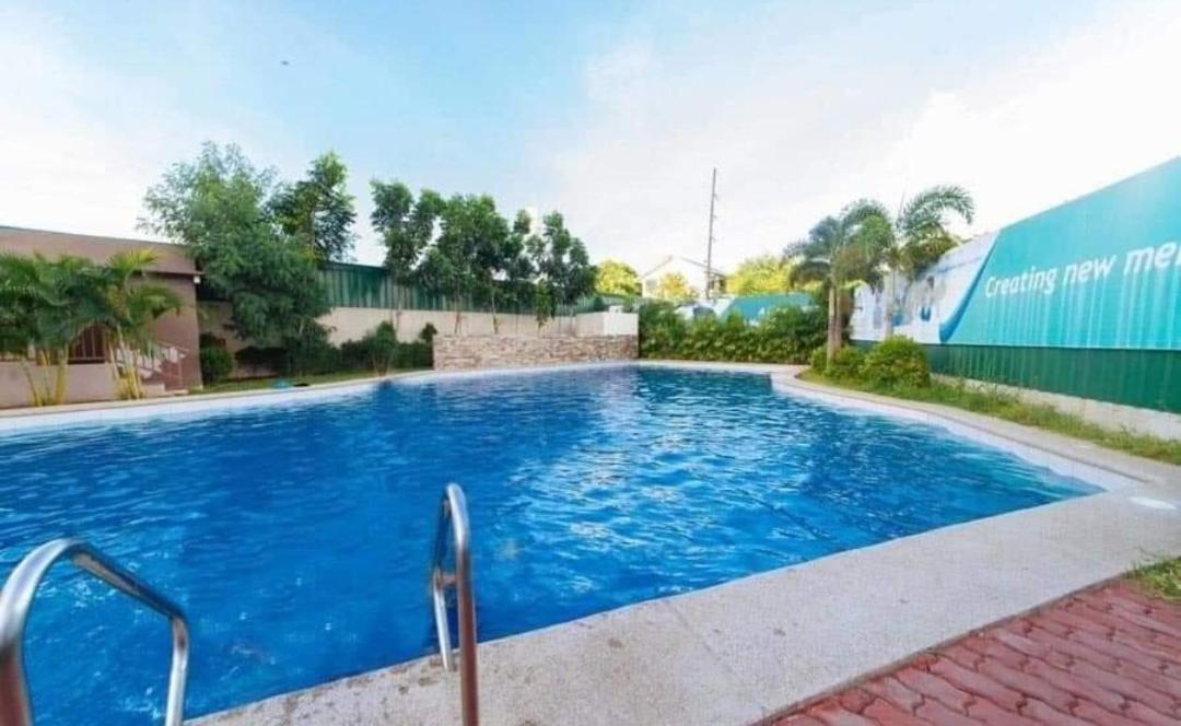 Alabang Affordable Condominium Манила Екстериор снимка